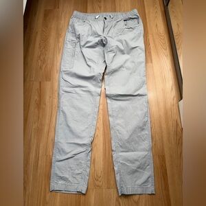 Bylt Weekender Pants in Light Gray size Large